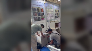 Yingbo Safes, 2026 Horgos Border Port Trade Expo에서 첫 선을 보였으며 개막일에는 방문객들로 가득 찼습니다